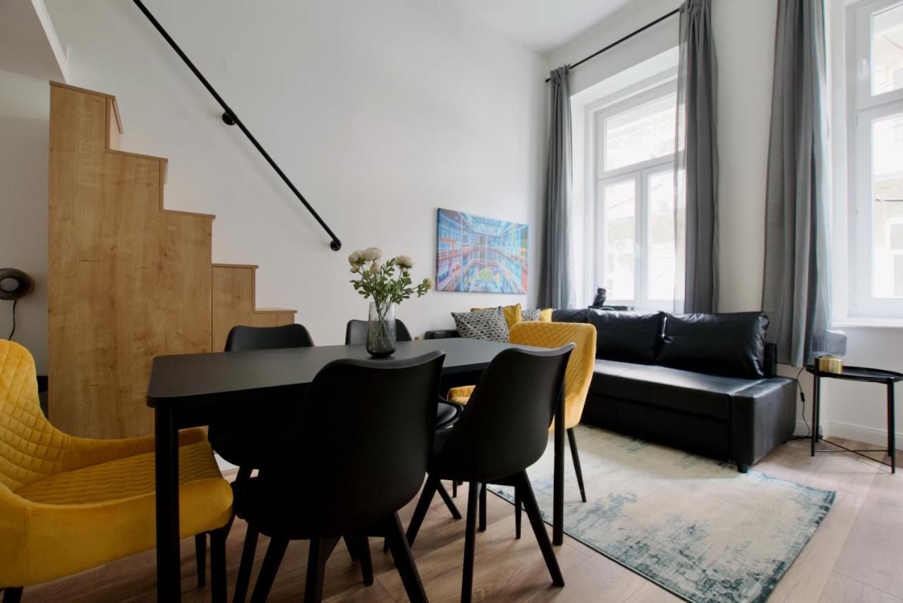 Premium Apartment By Hi5- Brody Street Budapeste Exterior foto