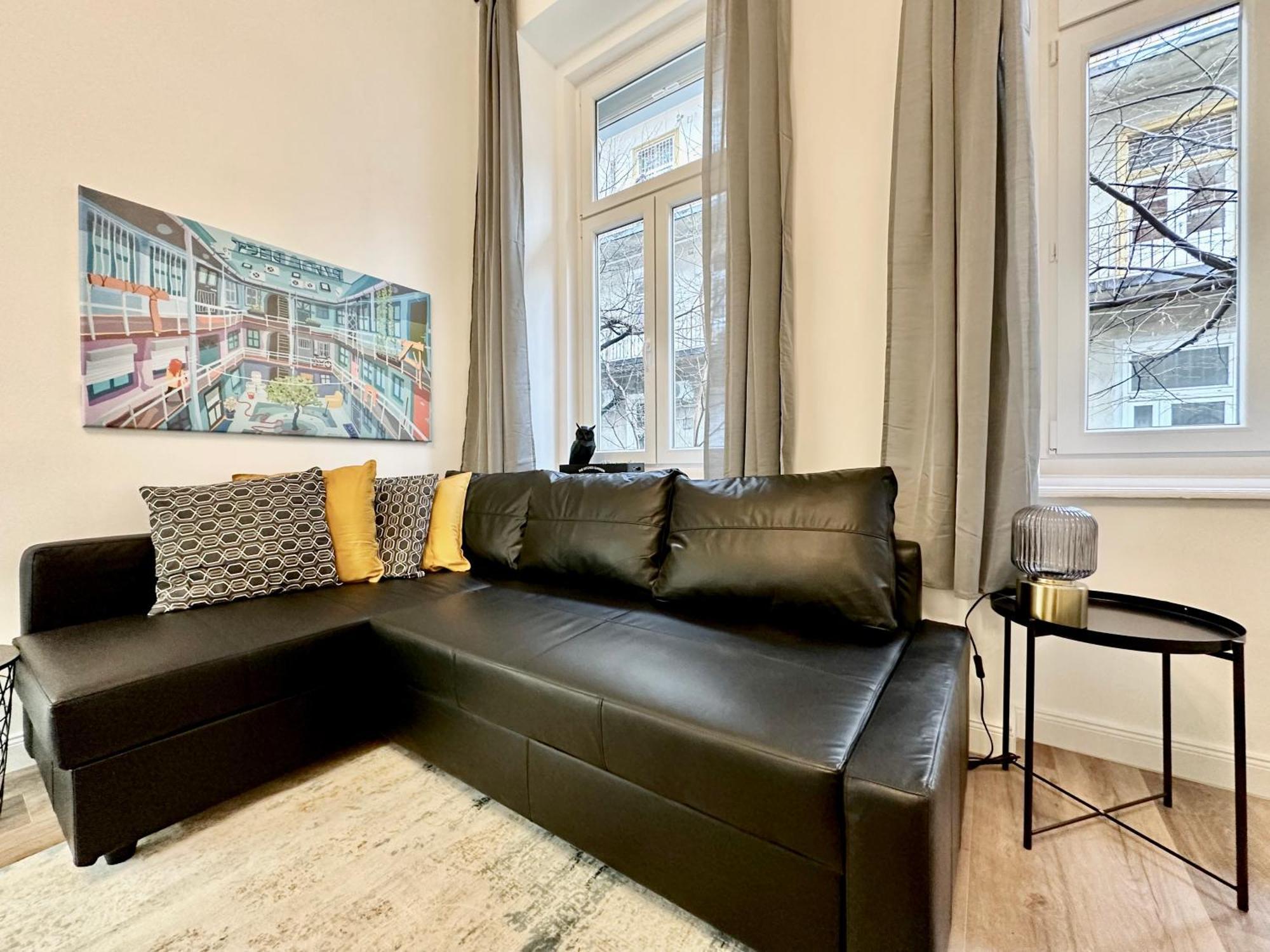 Premium Apartment By Hi5- Brody Street Budapeste Exterior foto