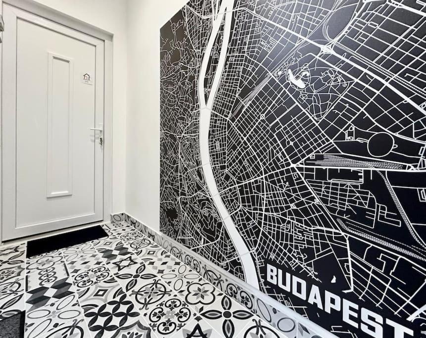 Premium Apartment By Hi5- Brody Street Budapeste Exterior foto